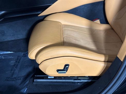 Used 2024 Ferrari Purosangue image 33