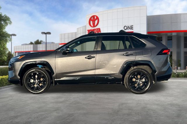 Certified 2024 Toyota RAV4 XSE w/ Advanced Technology Package AWD/4WD image 9