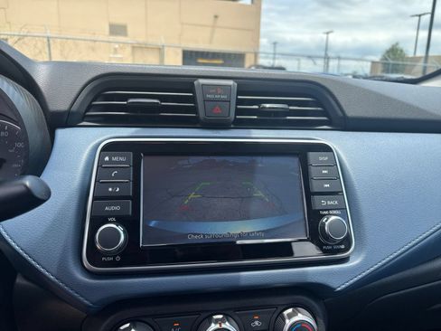 Used 2025 Nissan Versa SV FWD image 22