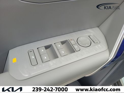 New 2027 Kia Seltos S FWD image 20