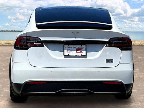 Used 2022 Tesla Model X Plaid AWD/4WD image 5