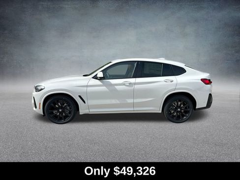 Used 2025 BMW X4 xDrive30i w/ Premium Package image 6