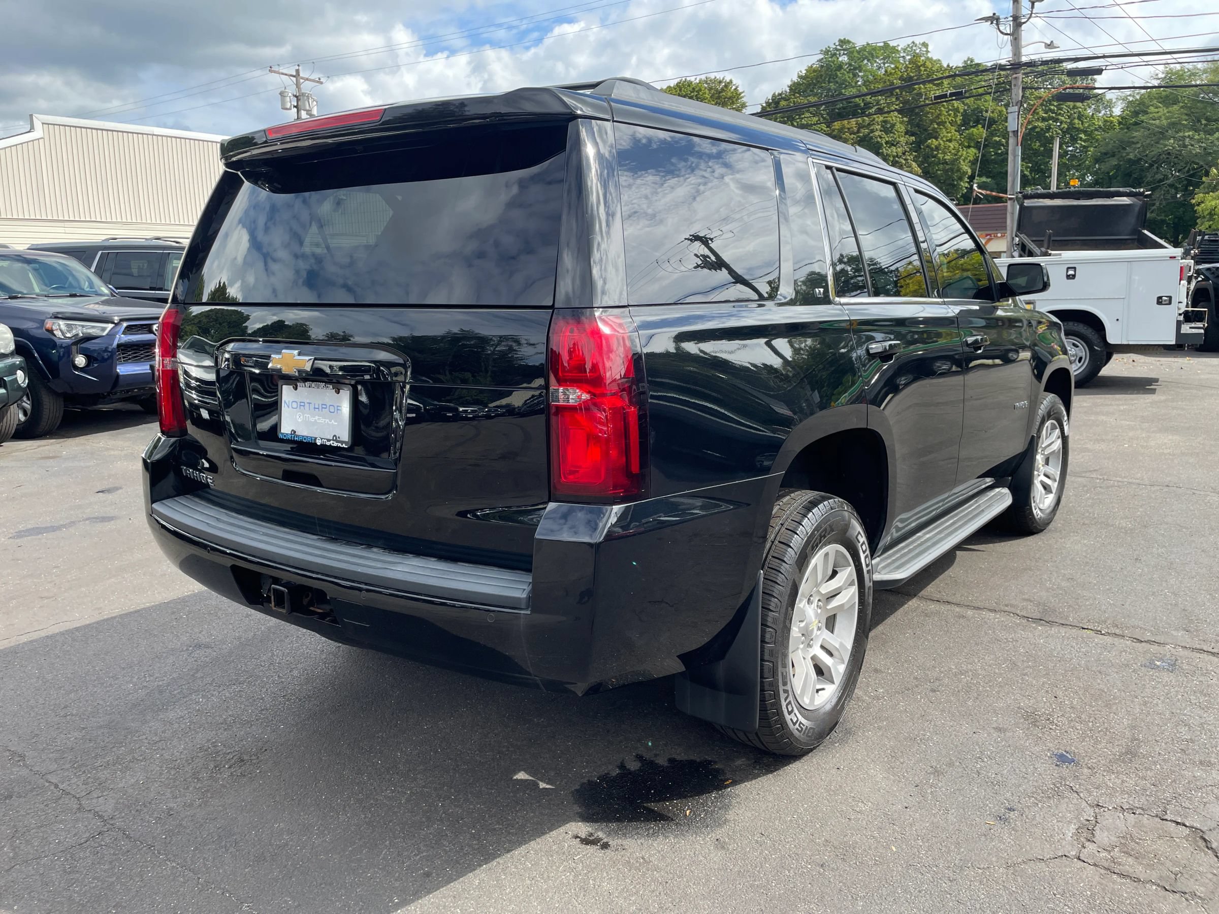 Used 2017 Chevrolet Tahoe LT AWD/4WD image 5