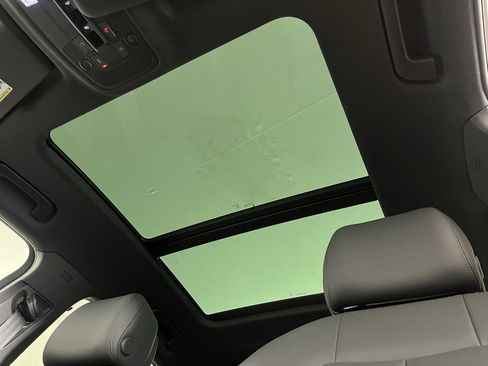 Used 2025 Audi Q3 2.0T Premium Plus w/ Premium Plus Package image 18