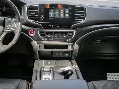 Used 2024 Honda Passport TrailSport image 30