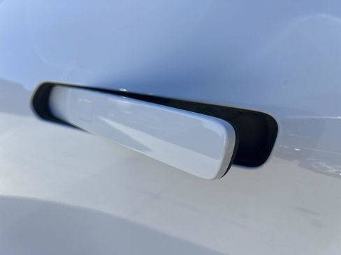 New 2026 Chevrolet Equinox EV LT image 28