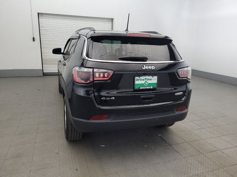 Used 2018 Jeep Compass Latitude w/ Cold Weather Group AWD/4WD image 6