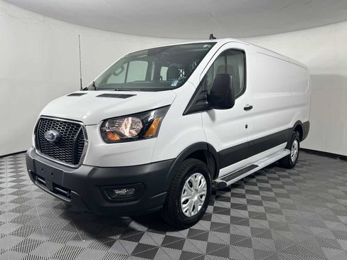 Used 2025 Ford Transit 250 Low Roof w/ Exterior Upgrade Package RWD image 3
