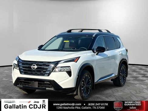 Used 2026 Nissan Rogue Platinum w/ Platinum Premium Package AWD/4WD image 1
