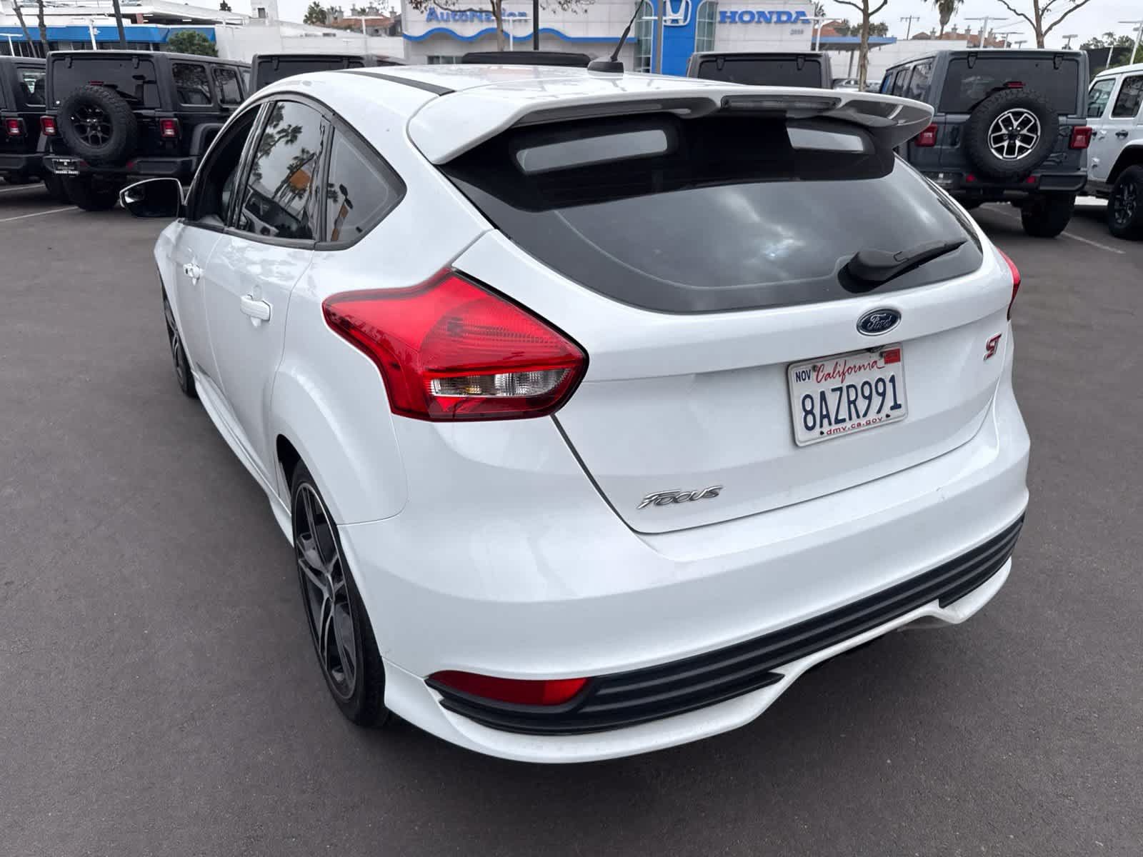 Used 2017 Ford Focus ST FWD image 15