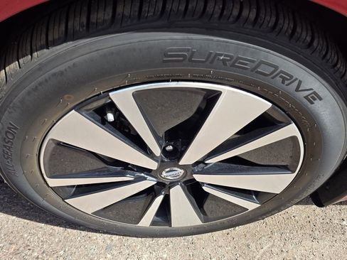 Used 2020 Nissan Altima 2.5 SV FWD image 7