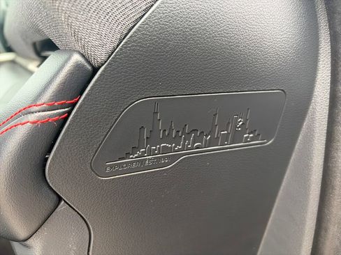 Used 2025 Ford Explorer ST-Line w/ Premium Package image 14