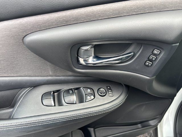 Certified 2022 Nissan Murano SL AWD/4WD image 12