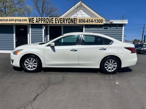 Used 2015 Nissan Altima 2.5 S w/ Power Driver Seat Package image 3