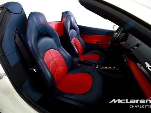 Used 2018 Ferrari 488 Spider RWD image 21