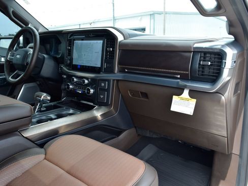 Used 2025 Ford F150 King Ranch w/ FX4 Off-Road Package AWD/4WD image 24