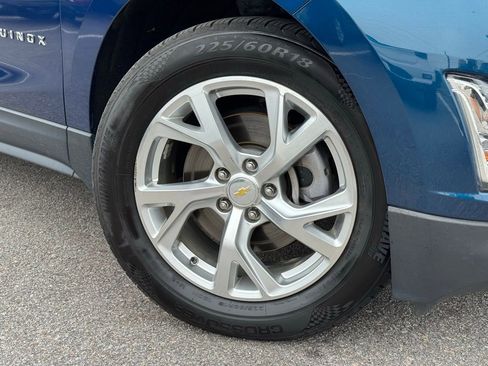 Used 2020 Chevrolet Equinox LT image 3