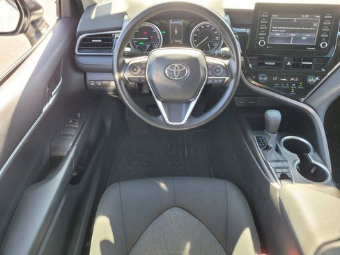 Used 2024 Toyota Camry LE image 12