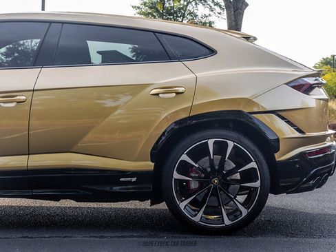 Used 2024 Lamborghini Urus S AWD/4WD image 5