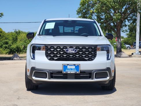 Used 2026 Ford Maverick Lariat w/ 4K Tow Package AWD/4WD image 2