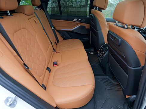 Used 2023 BMW X5 M50i w/ Executive Package AWD/4WD image 33