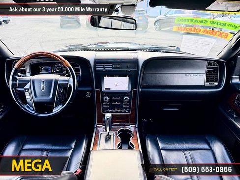 Used 2016 Lincoln Navigator Select image 14