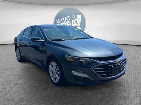 Used 2020 Chevrolet Malibu LT FWD image 1
