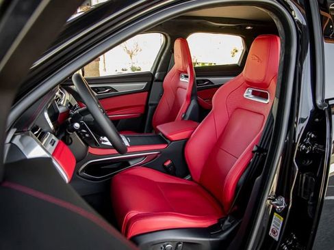 New 2026 Jaguar F-PACE R-Dynamic S image 12