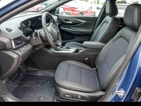 New 2026 Buick Envista Preferred w/ Convenience I Package FWD image 12