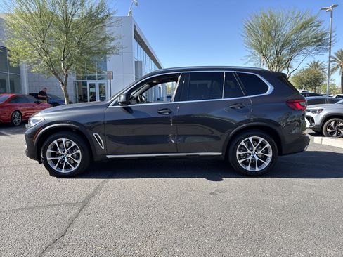 Used 2020 BMW X5 xDrive40i w/ Premium Package image 2