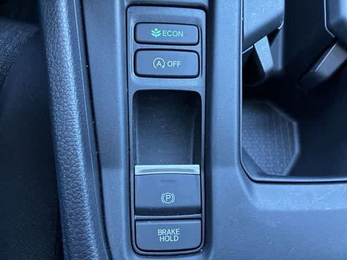 Certified 2025 Honda Accord LX image 39