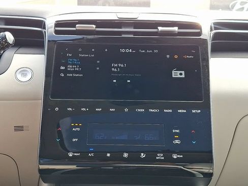 Certified 2024 Hyundai Tucson SEL w/ Convenience Package AWD/4WD image 16