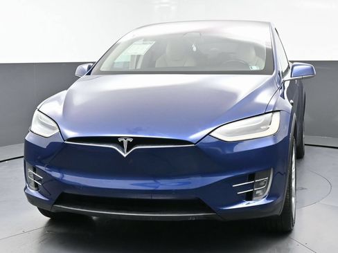 Used 2017 Tesla Model X 100D AWD/4WD image 5
