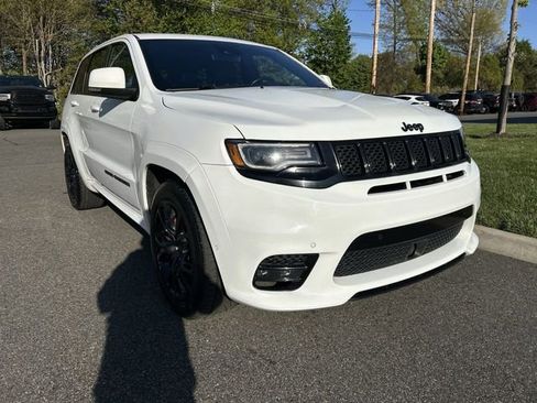 Used 2021 Jeep Grand Cherokee SRT AWD/4WD image 2