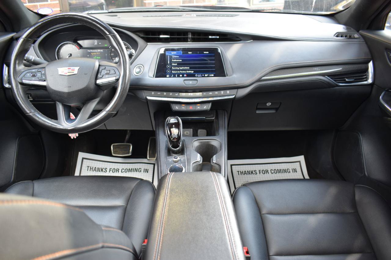 Used 2023 Cadillac XT4 Sport w/ LPO, Onyx Lite Package AWD/4WD image 18