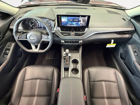 New 2026 Nissan Altima 2.5 SR FWD image 3
