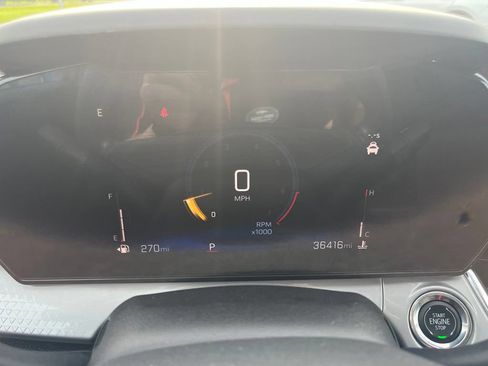 Used 2025 Chevrolet Trax LT FWD image 20
