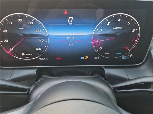 Used 2026 Mercedes-Benz GLC 300 4MATIC image 11