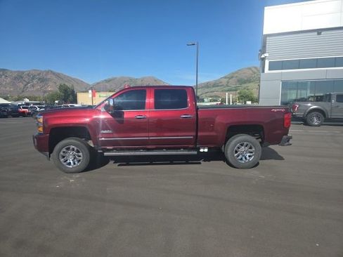 Used 2016 Chevrolet Silverado 3500 High Country w/ Duramax Plus Package AWD/4WD image 4