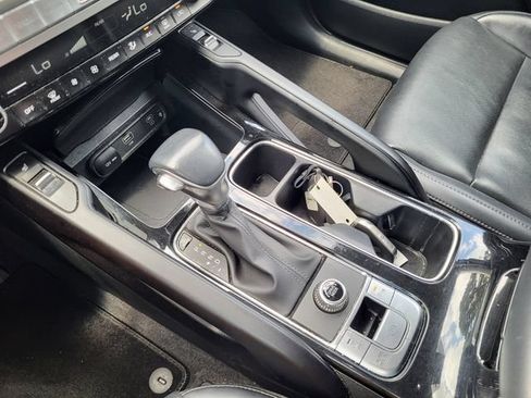 Used 2024 Kia Telluride S w/ S Sunroof Package FWD image 18
