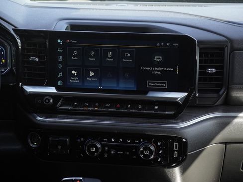 Used 2023 Chevrolet Silverado 1500 LTZ AWD/4WD image 27