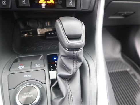 New 2025 Toyota RAV4 XLE w/ Convenience Package image 8