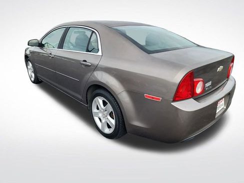 Used 2012 Chevrolet Malibu LS FWD image 3