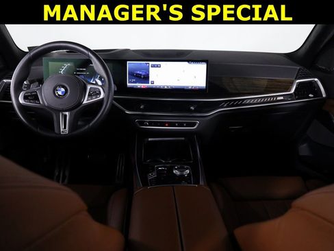 Used 2026 BMW X7 M60i AWD/4WD image 41