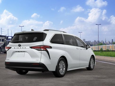New 2026 Toyota Sienna XLE AWD/4WD image 11