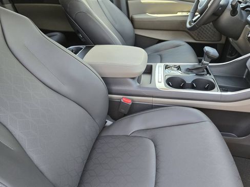 New 2026 Kia Carnival EX FWD image 10