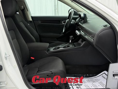 Used 2024 Honda Civic EX image 17