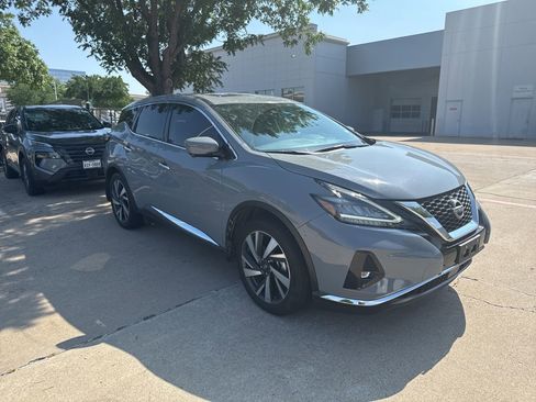Used 2023 Nissan Murano SL w/ SL Moonroof Package FWD image 3