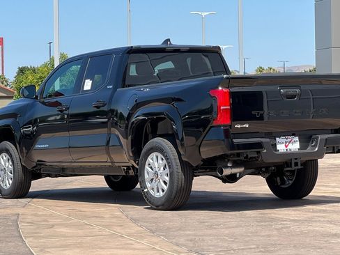 New 2025 Toyota Tacoma SR5 image 6