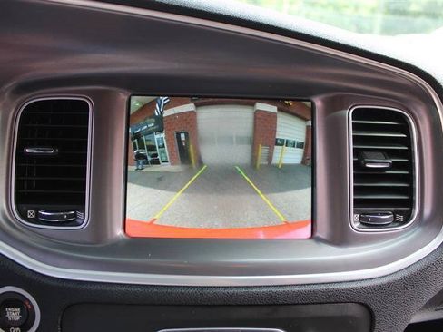 Used 2019 Dodge Charger R/T RWD image 18